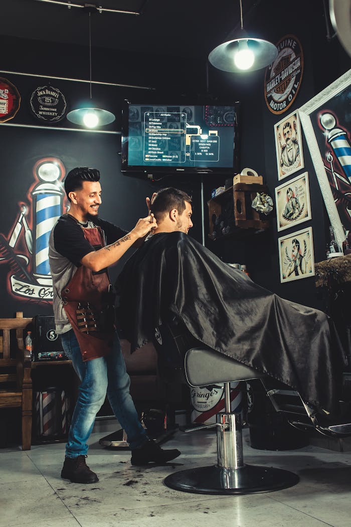 Barber aan het werk